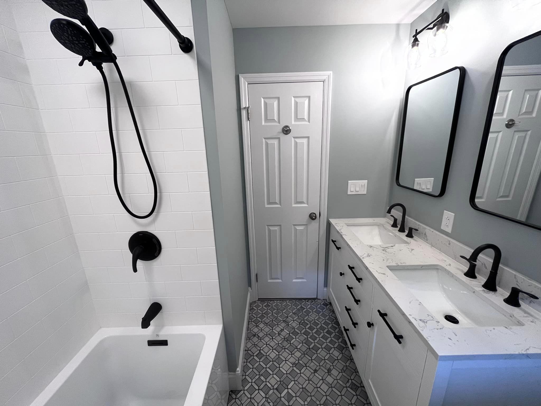 Bathroom16.jpg