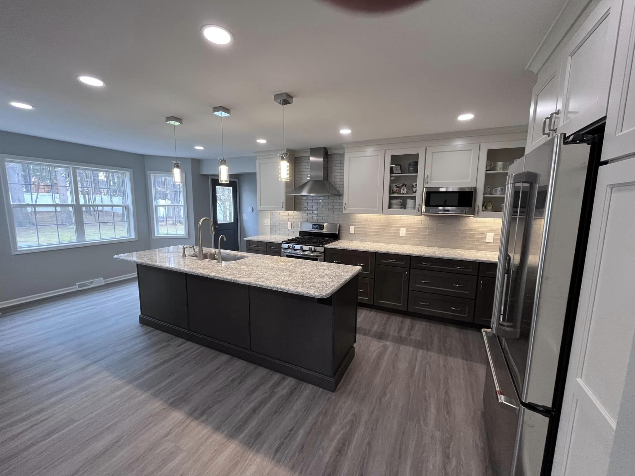 Kitchen16.jpg