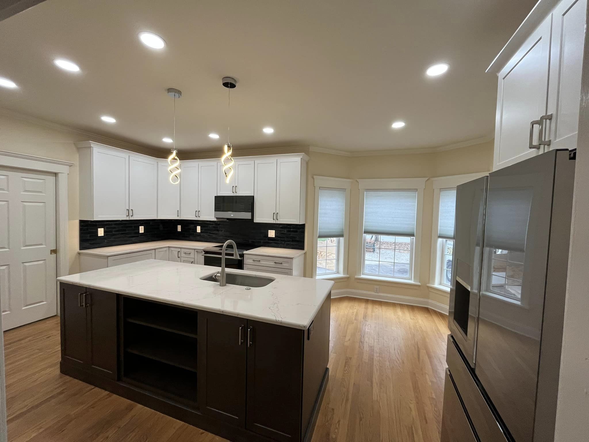 Kitchen8.jpg
